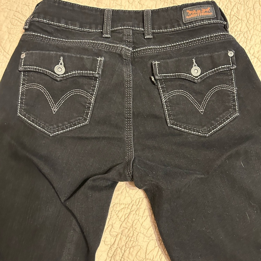 Levi's Black Capris with Contrast Stitching